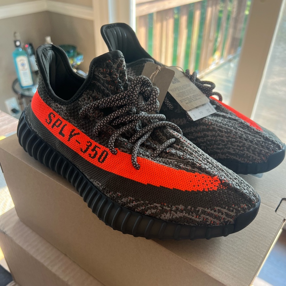Yeezy Boost 350 V2 Carbon Beluga